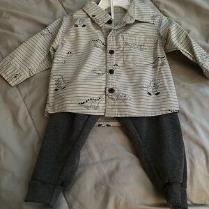 New dinosaur and pants set 12 months